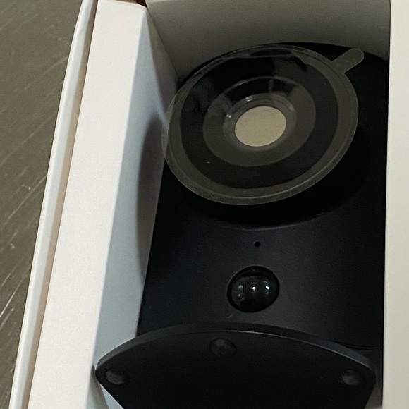 SimpliSafe SSCM1 Security Camera - Picture 3 of 3